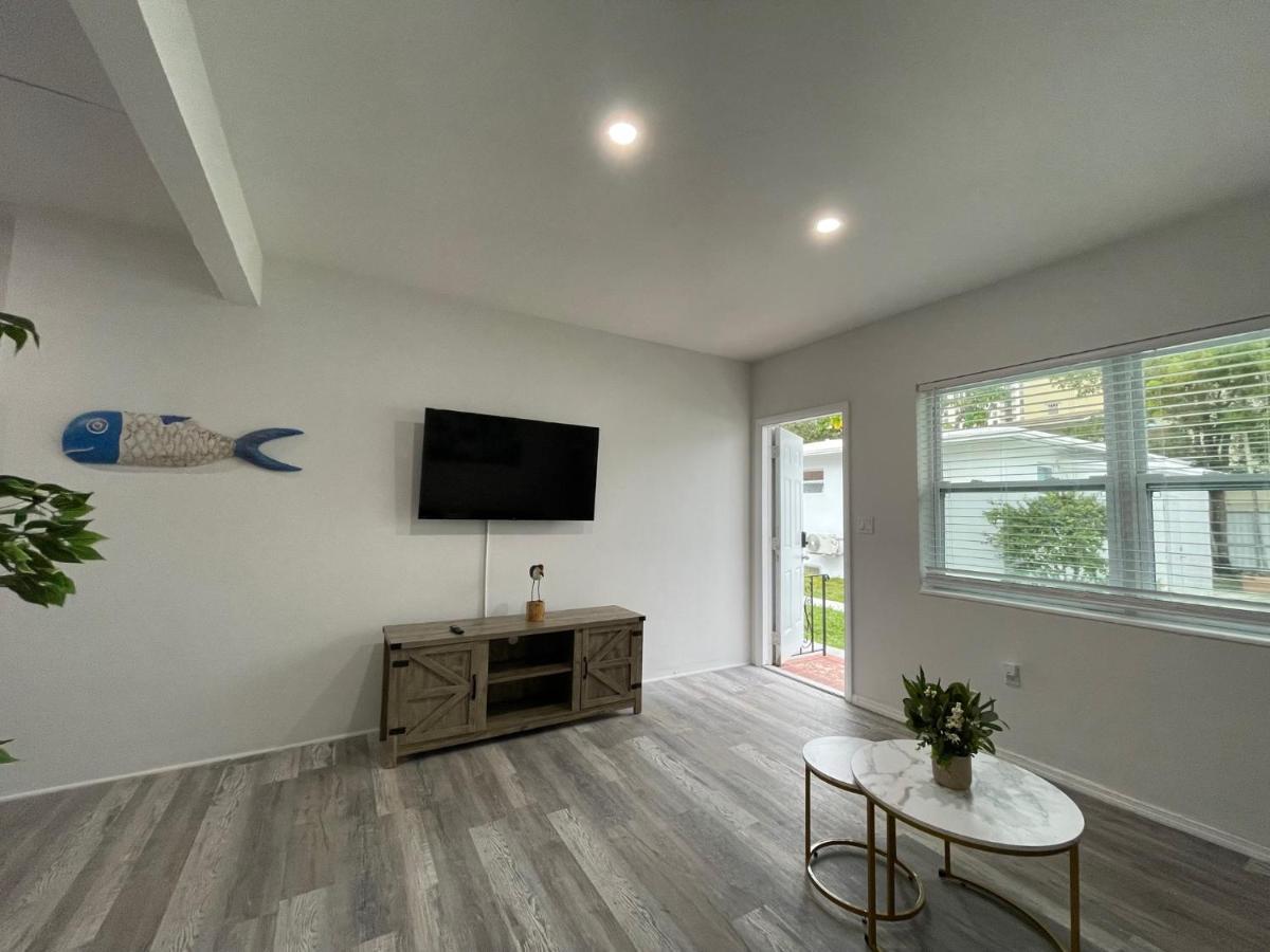 Douglas Rd Apartments Miami Ngoại thất bức ảnh