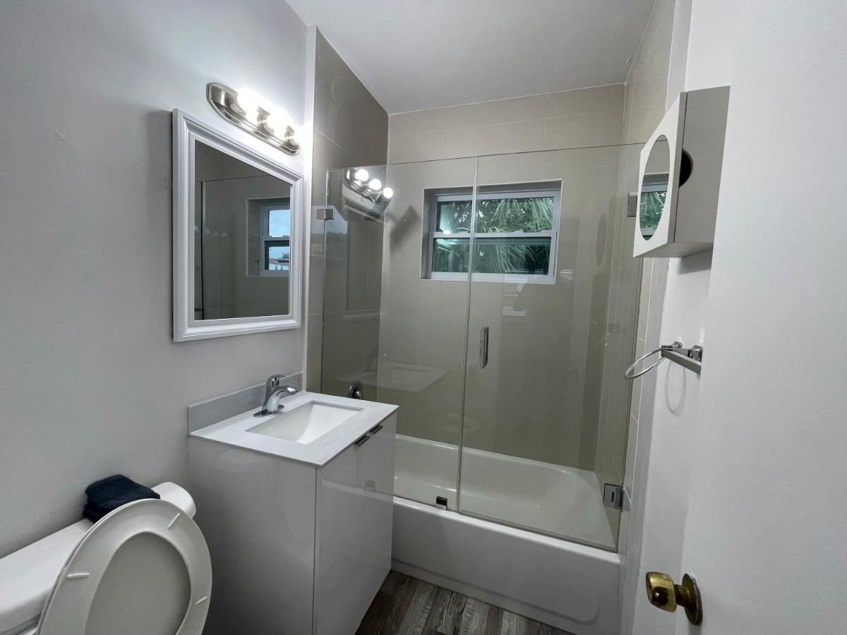 Douglas Rd Apartments Miami Ngoại thất bức ảnh